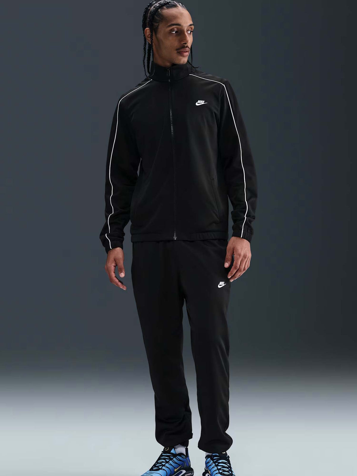Nike Club, tuta da uomo nera in cotone e poliestere