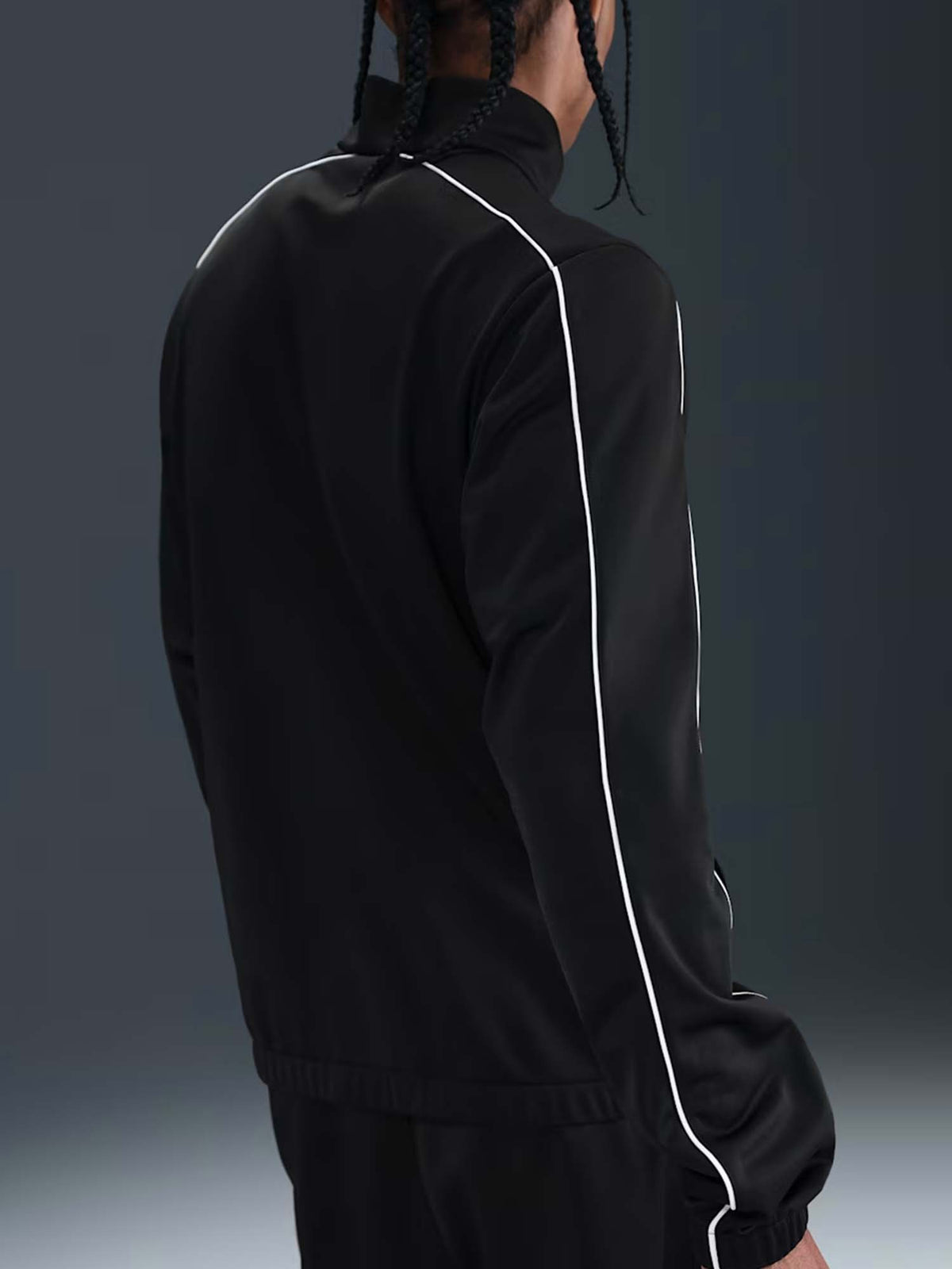 Nike Club, tuta da uomo nera in cotone e poliestere