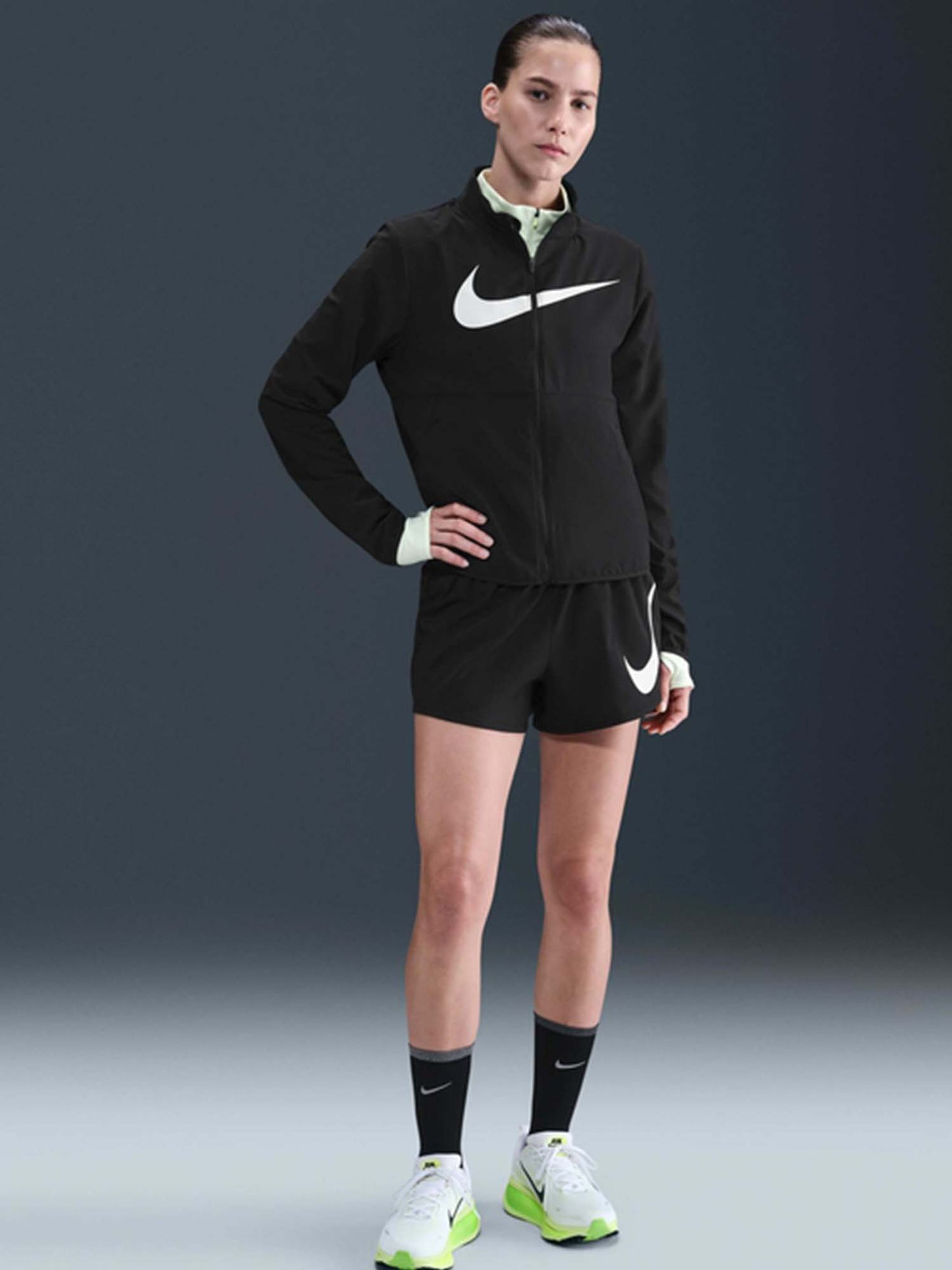 SHORT ONE RUNNING NIKE DA DONNA NERO