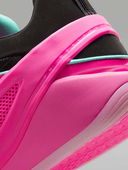 Nike Luka 5, sneakers da uomo fucsia