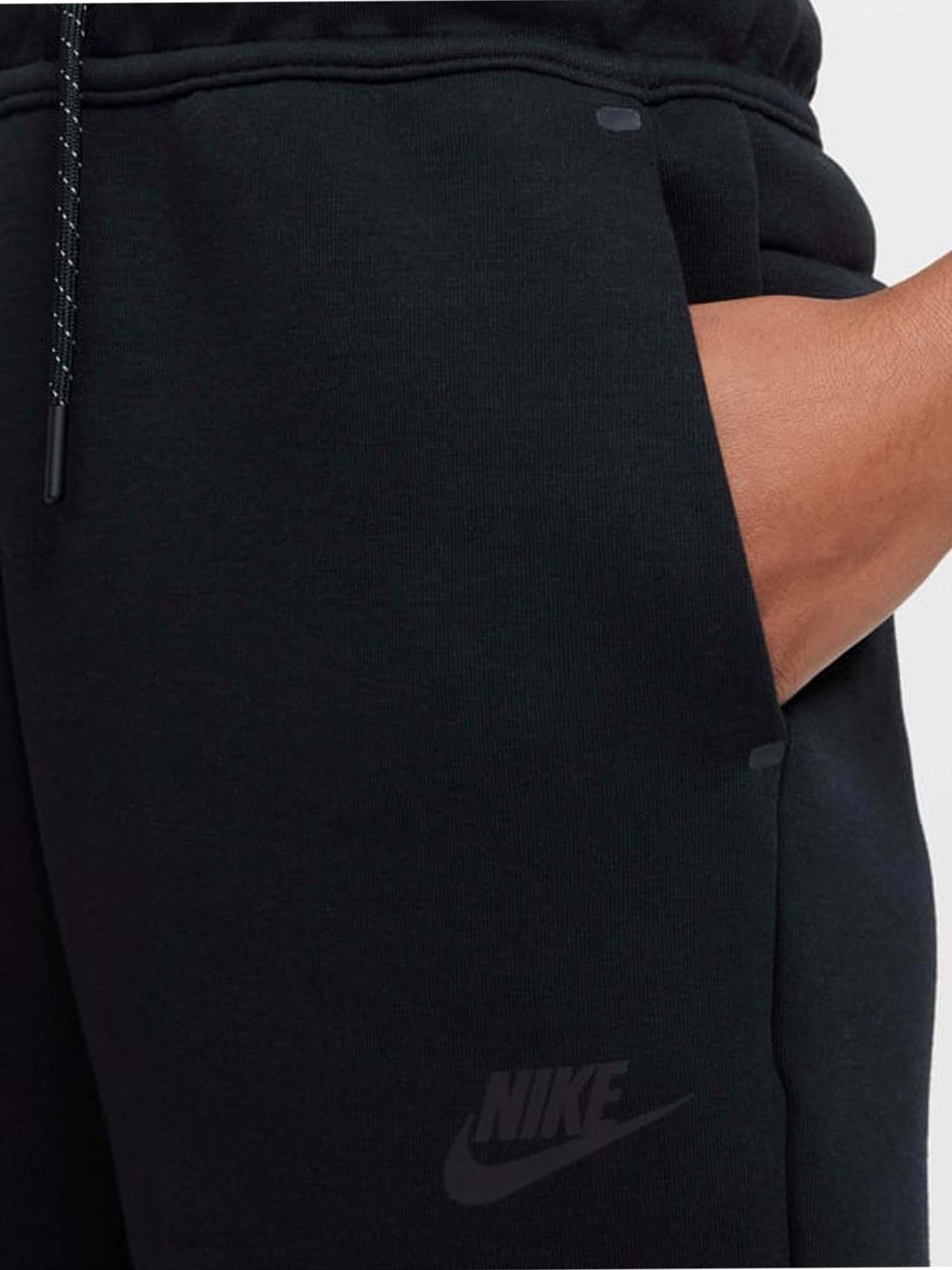 PANTALONE TECH FLEECE NIKE DA BAMBINA NERO