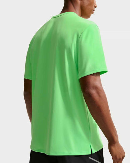 Nike Df Uv Miler Ss, t-shirt da uomo verde