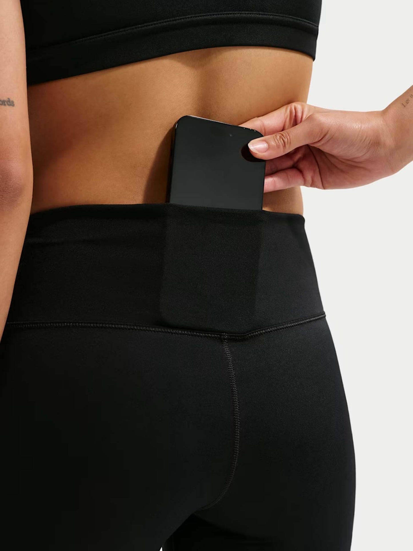 Nike One, leggings da donna neri