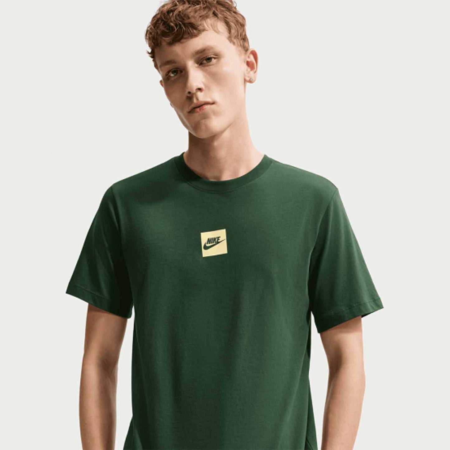 Nike Iv5209 323, t-shirt maniche corte da uomo verde