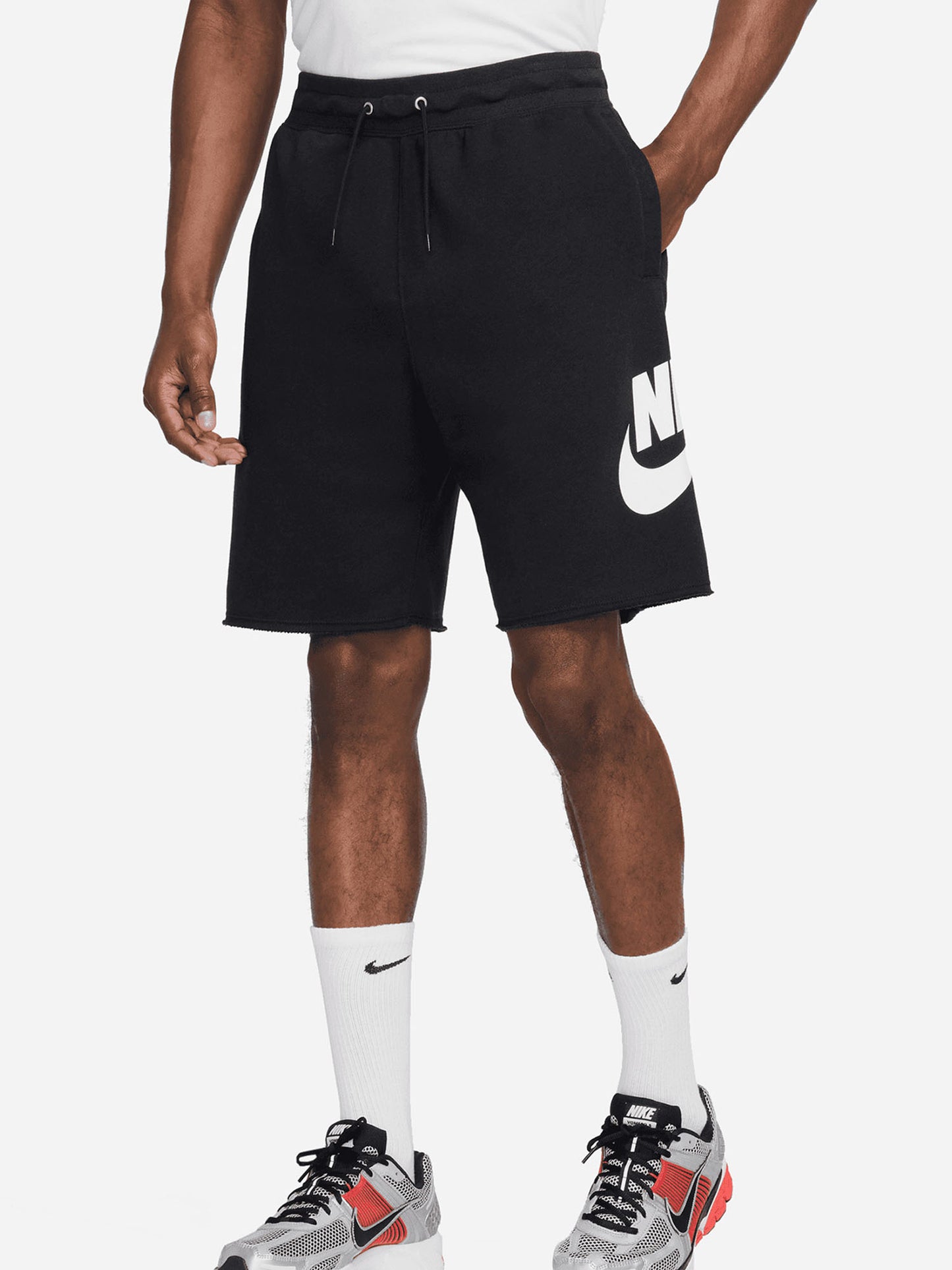Shorts Nike Club French Terry da uomo in nero per uso sportivo