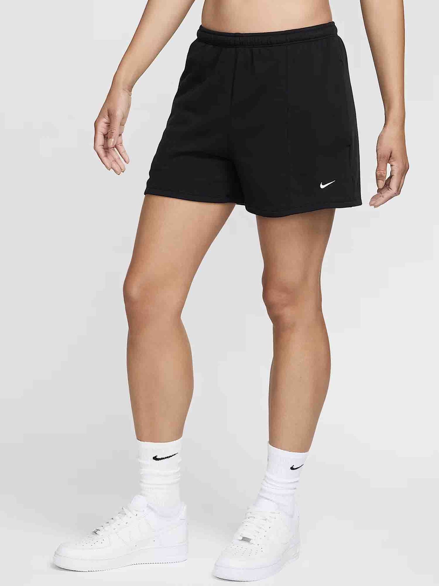 SHORT A VITA MEDIA NIKE DA DONNA NERO