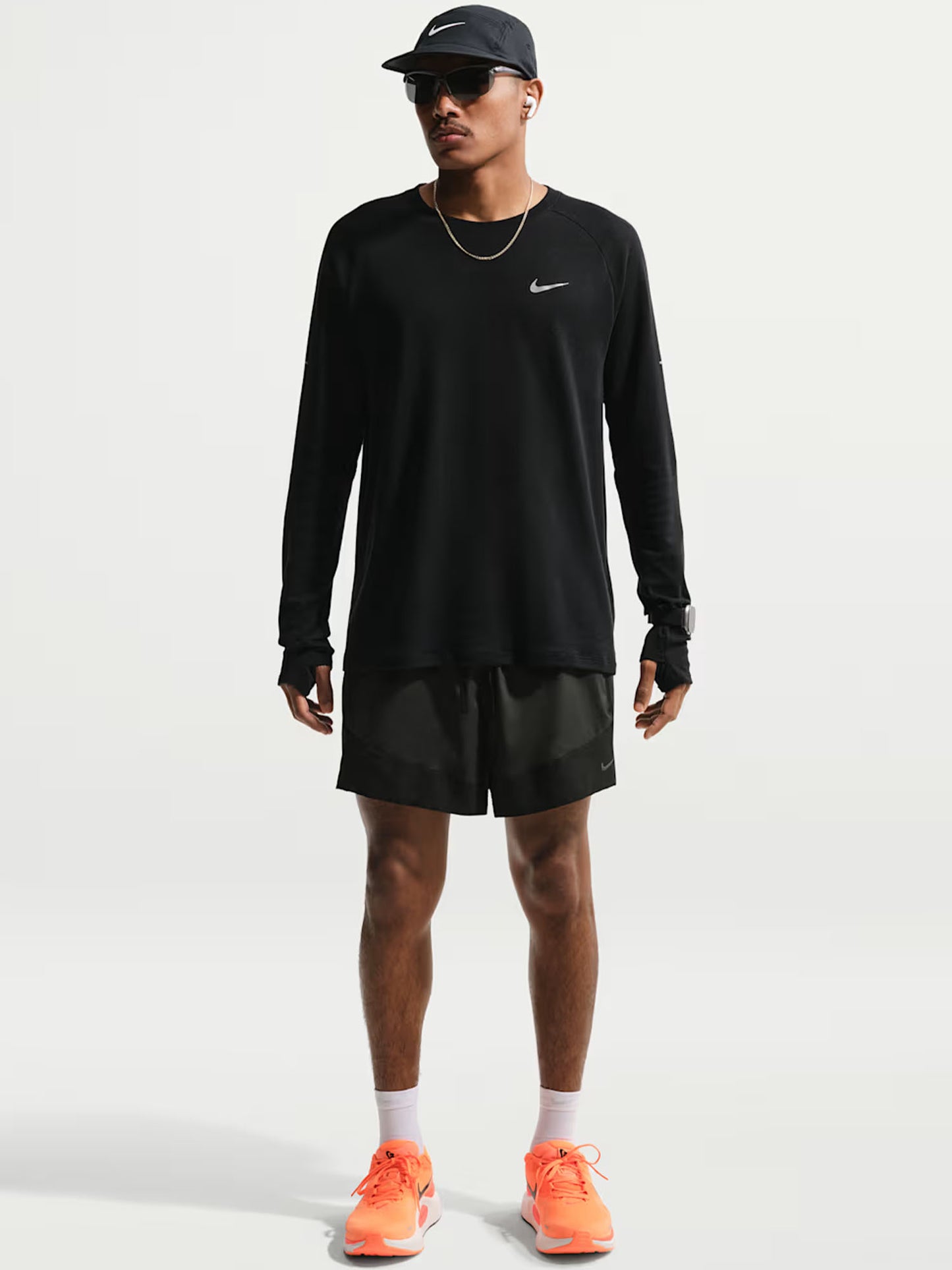 Nike Stride Plus, shorts da running uomo in grigio