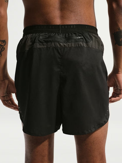 Nike Stride Plus, shorts da running uomo in grigio