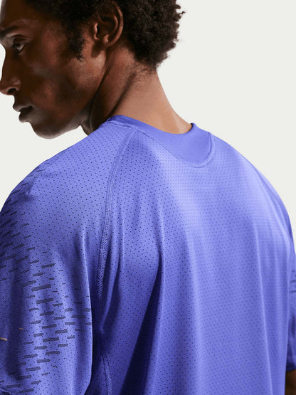 Nike Stride Plus, t-shirt running da uomo blu