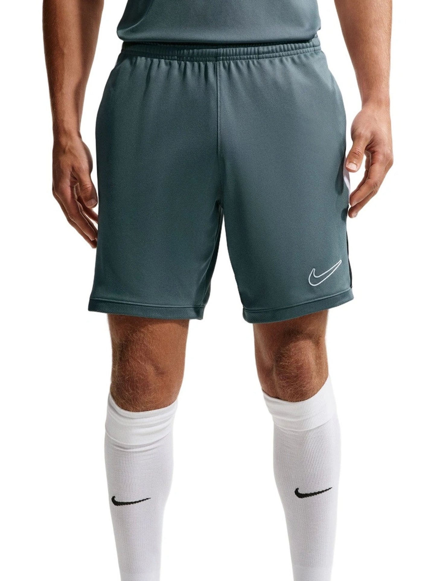 Nike Academy Shorts unisex bambino in grigio per allenamento sportivo