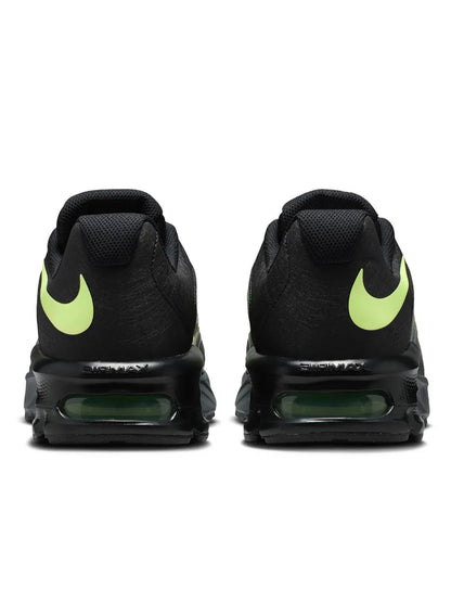 Nike air max fire sneakers da uomo nero-verde