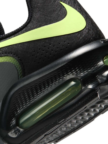 Nike air max fire sneakers da uomo nero-verde