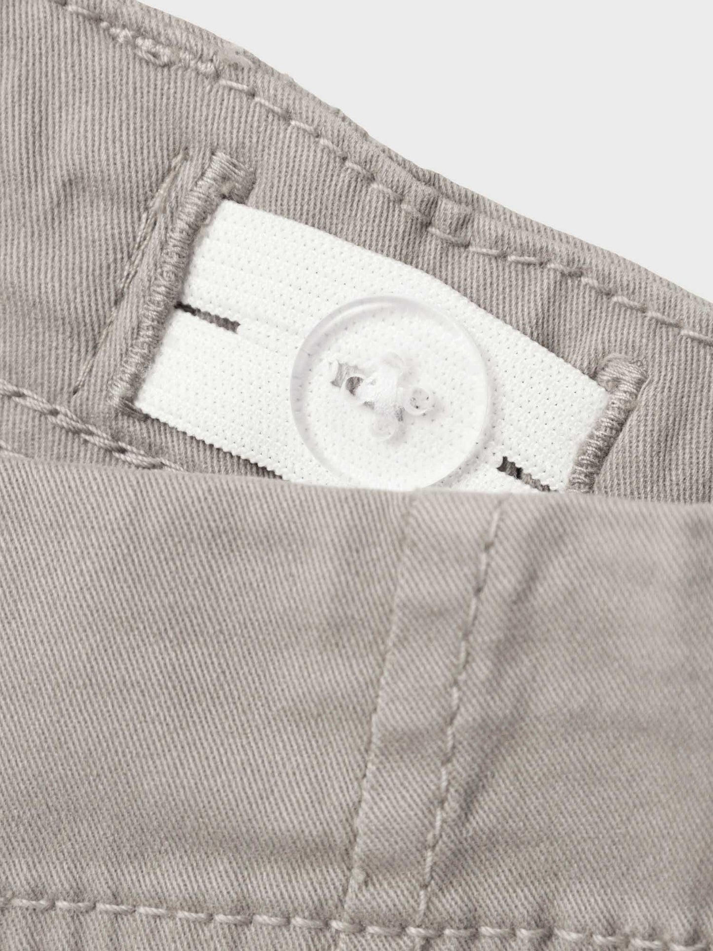 Pantaloni cargo Name It regular fit in cotone beige per bambino e bambina