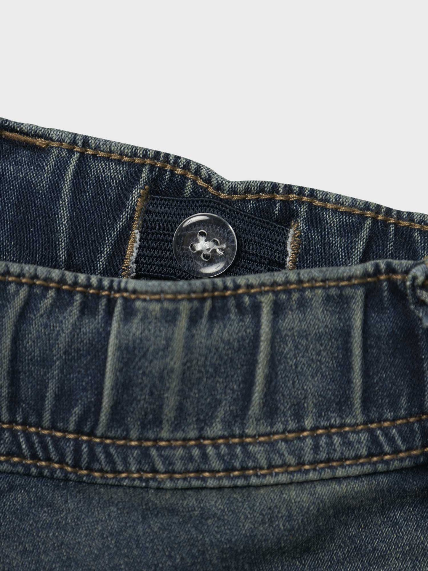 Jeans slim fit Name It in denim scuro per bambino unisex