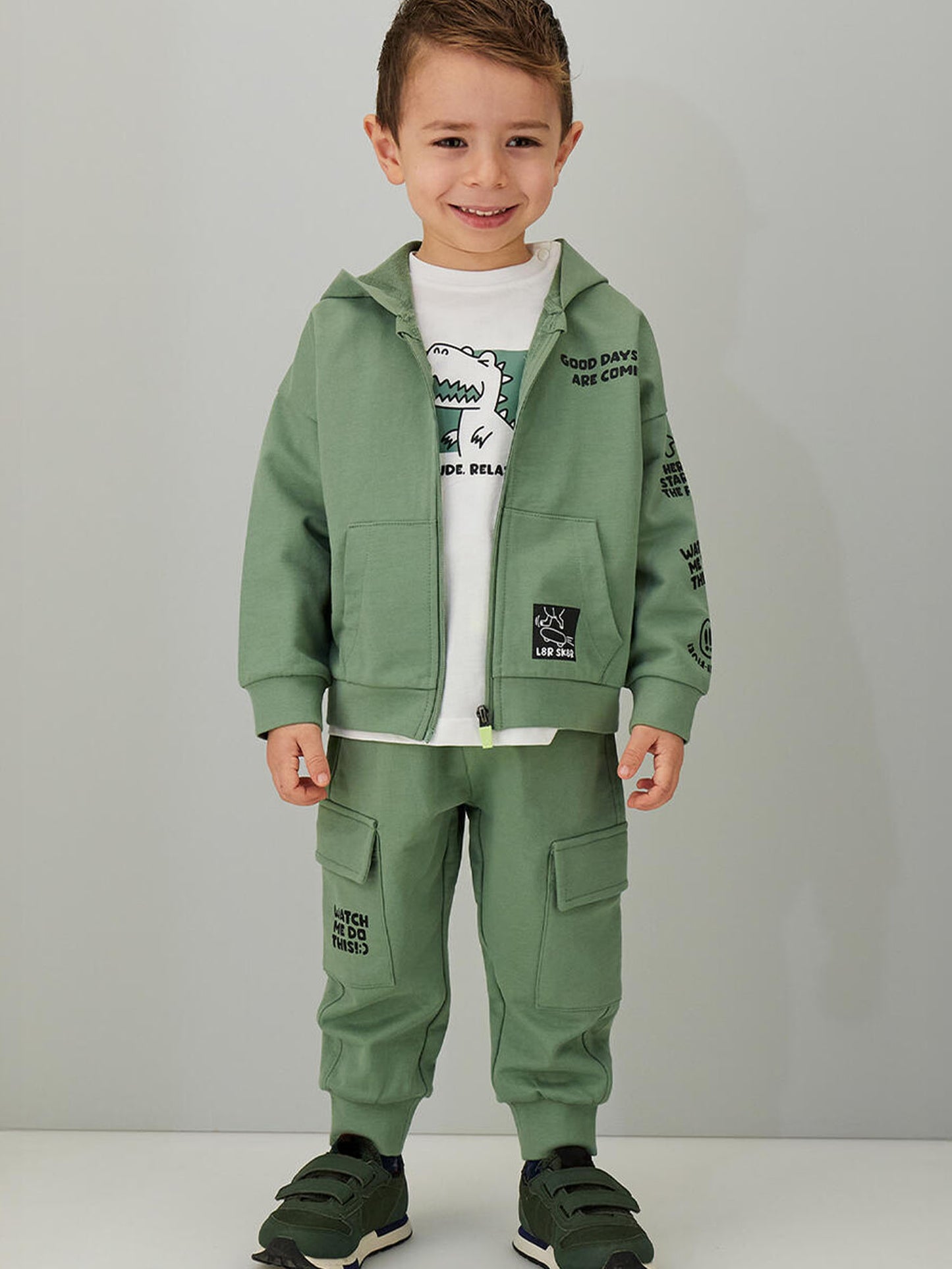 Ido completo tuta con t-shirt verde unisex bambino