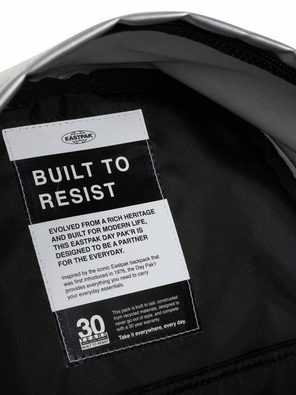 Eastpak Day Pak'r, zaino unisex adulto in argento versatile e resistente