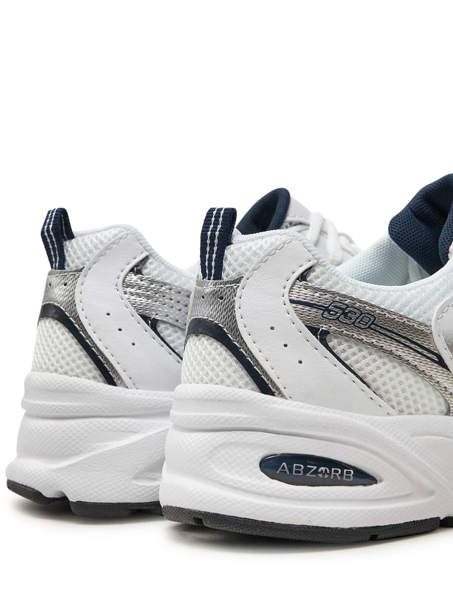 New Balance 530, sneakers bimbi/e bianche ispirate agli anni '90