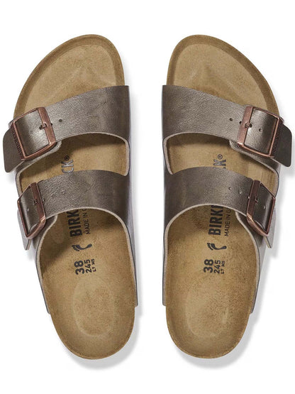 Sandalo Arizona Birkenstock da donna in color taupe elegante