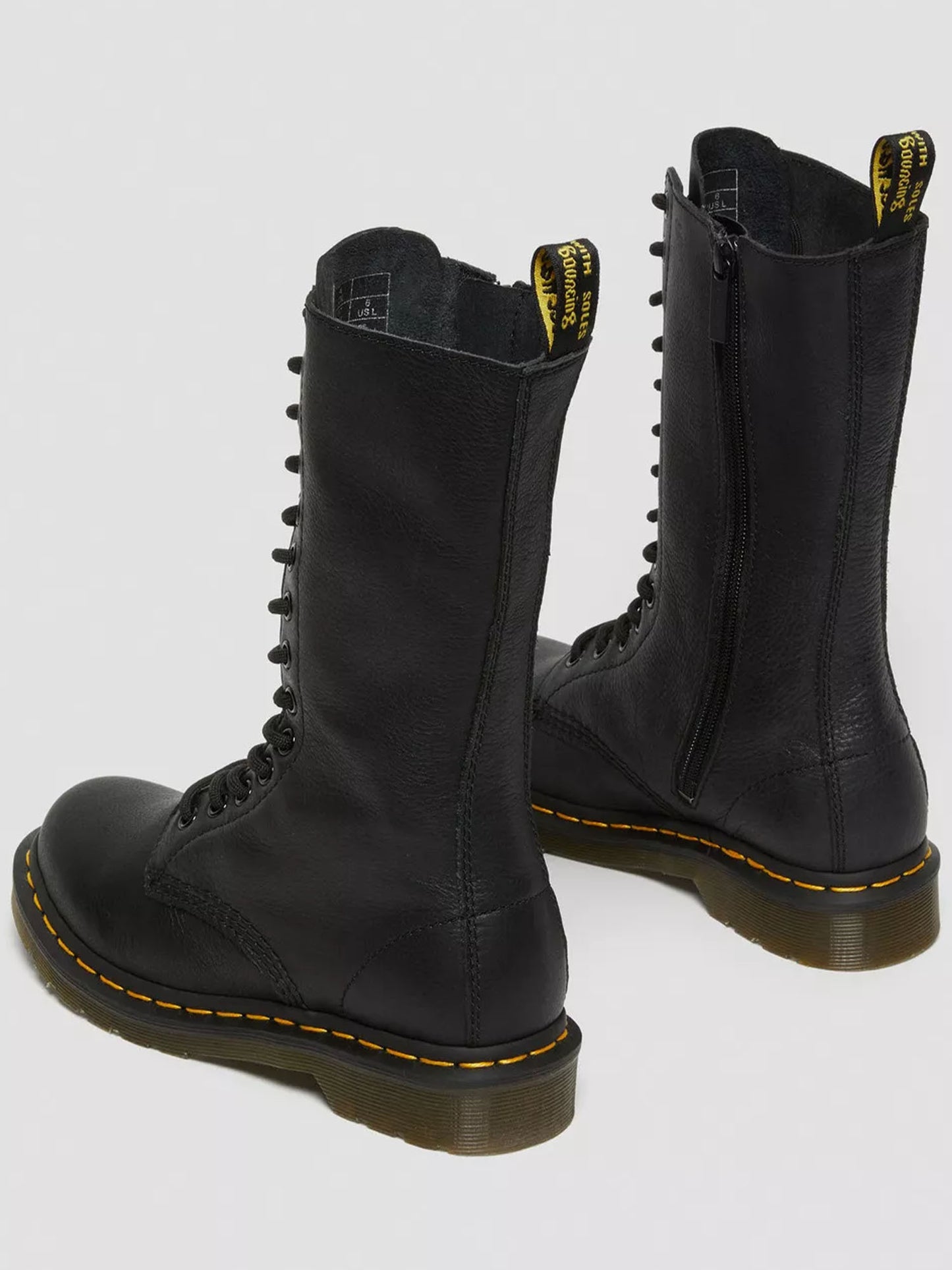 DR MARTENS 1B99