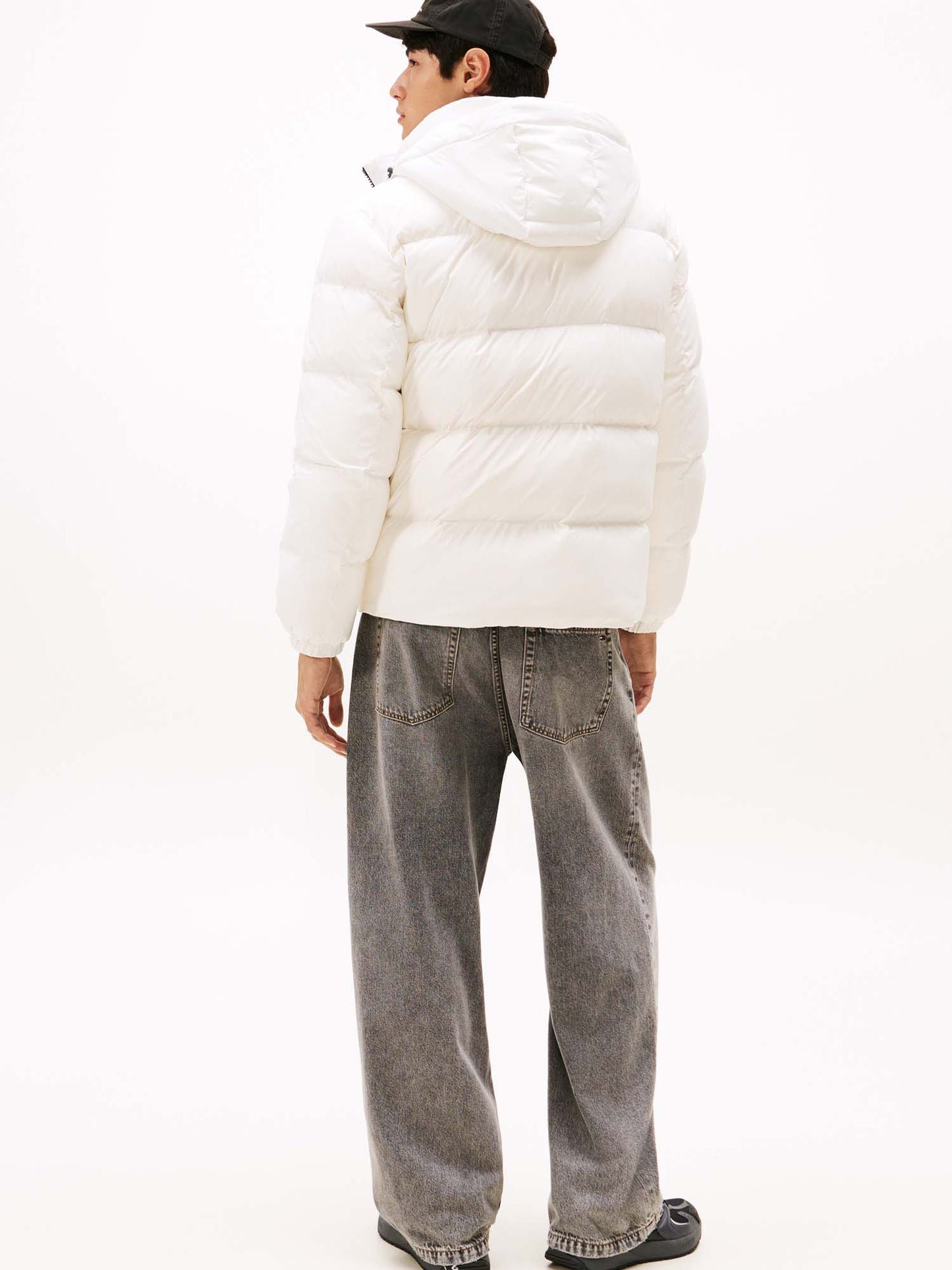 PIUMINO IDROREPELLENTE CON CAPPUCCIO TOMMY JEANS DA UOMO BIANCO