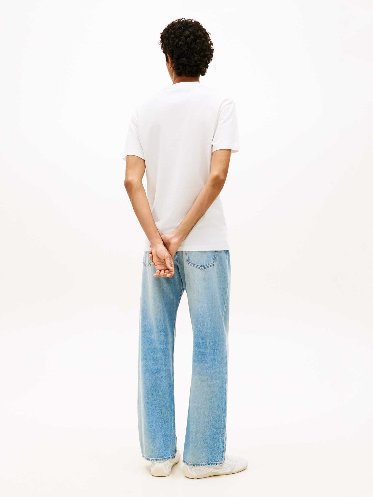 T-SHIRT BIANCA-VERDE TOMMY JEANS CON LOGO LINEARE DA UOMO