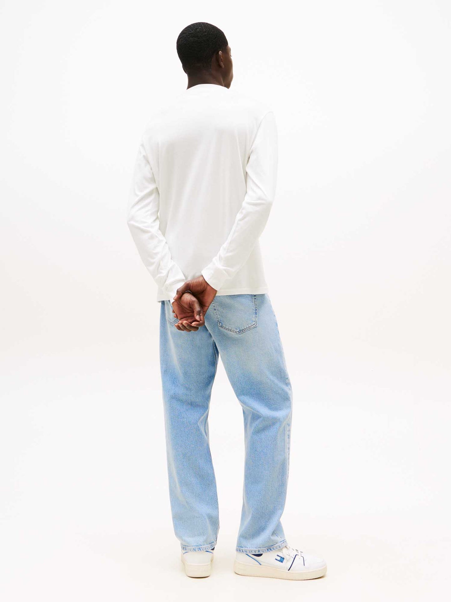 MAGLIA SLIM FIT MANICA LUNGA TOMMY JEANS UOMO BIANCO