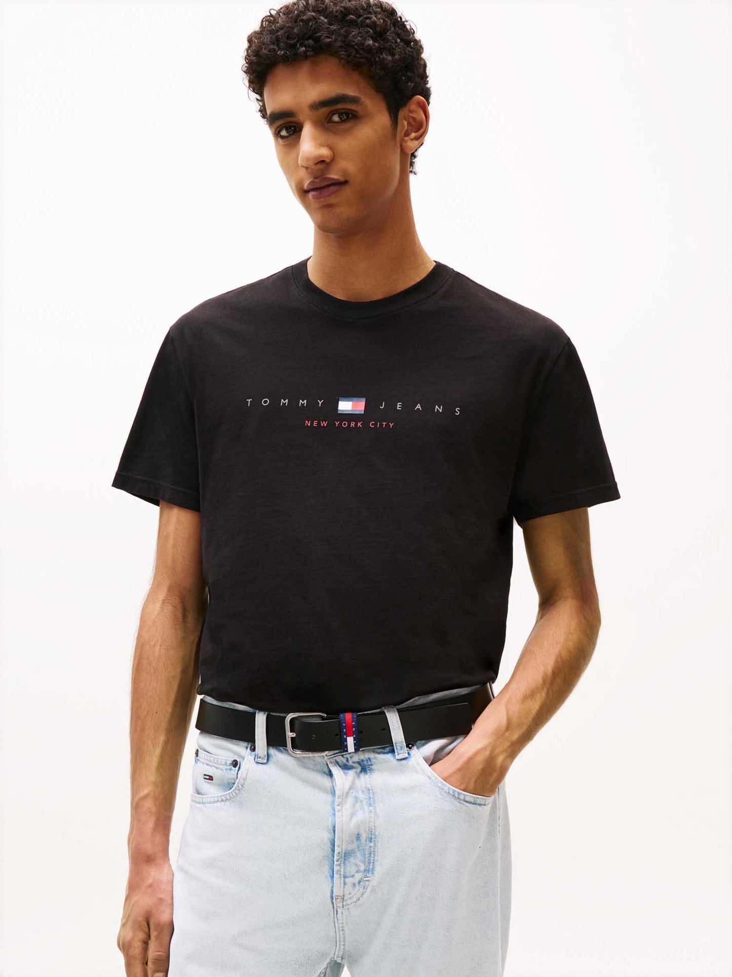 T-SHIRT REGULAR FLAG TOMMY JEANS DA UOMO NERO