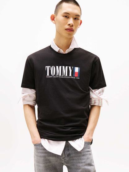 T-SHIRT REGULAR TOMMY JEANS  DA UOMO NERO