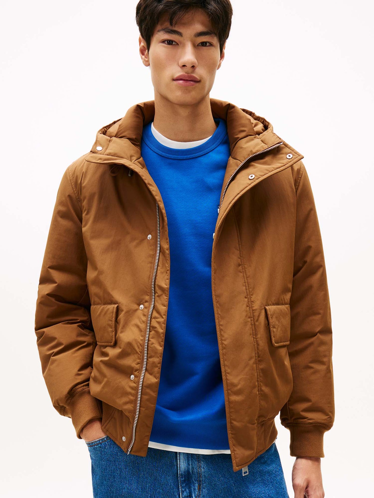 BOMBER CON CAPPUCCIO TOMMY JEANS DA UOMO BISCOTTO