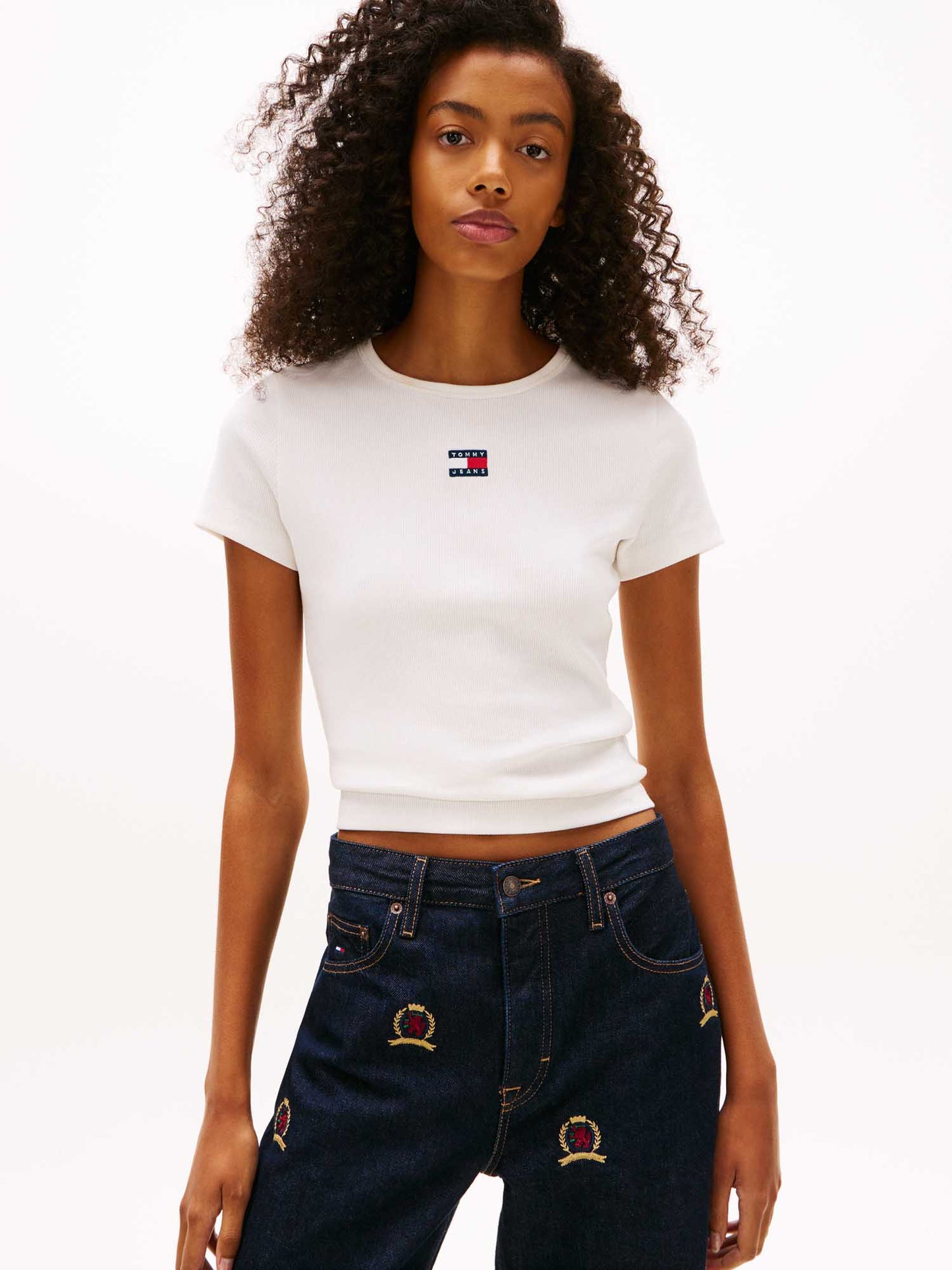 T-SHIRT BIANCA SLIM TOMMY JEANS A COSTINE DA DONNA