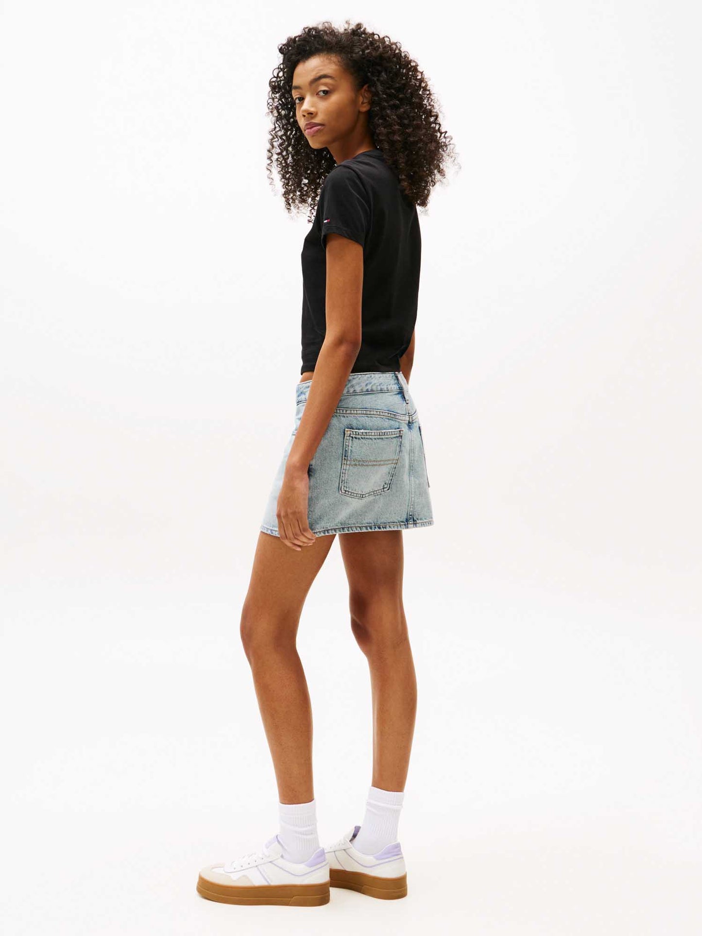 T-SHIRT SLIM HEART TOMMY JEANS DONNA NERO