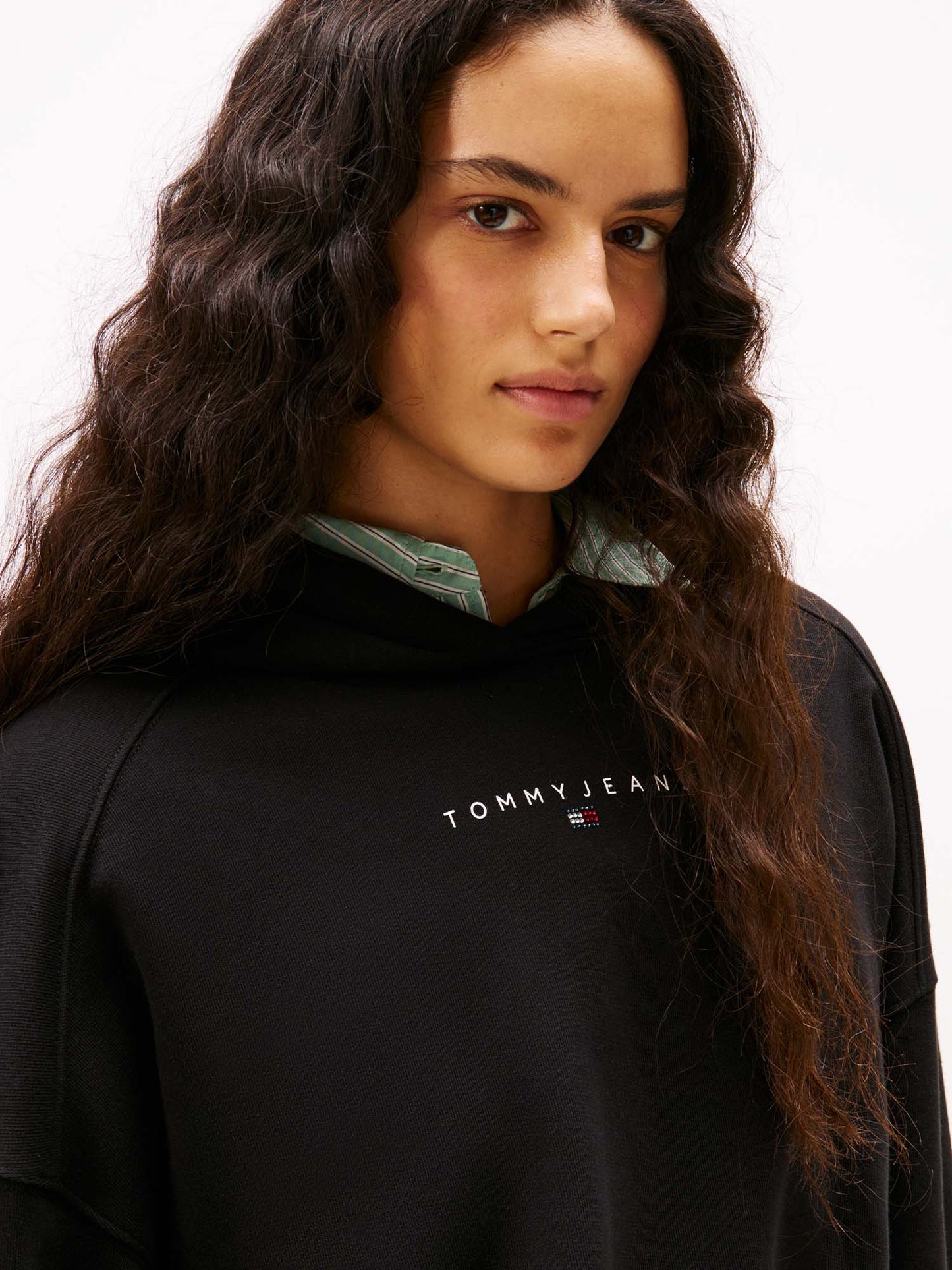 FELPA CROP CON CAPPUCCIO TOMMY JEANS DA DONNA NERO