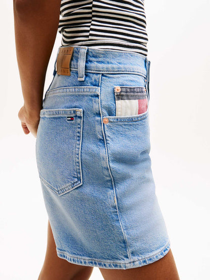Shorts mom fit in denim chiaro da donna Tommy Jeans