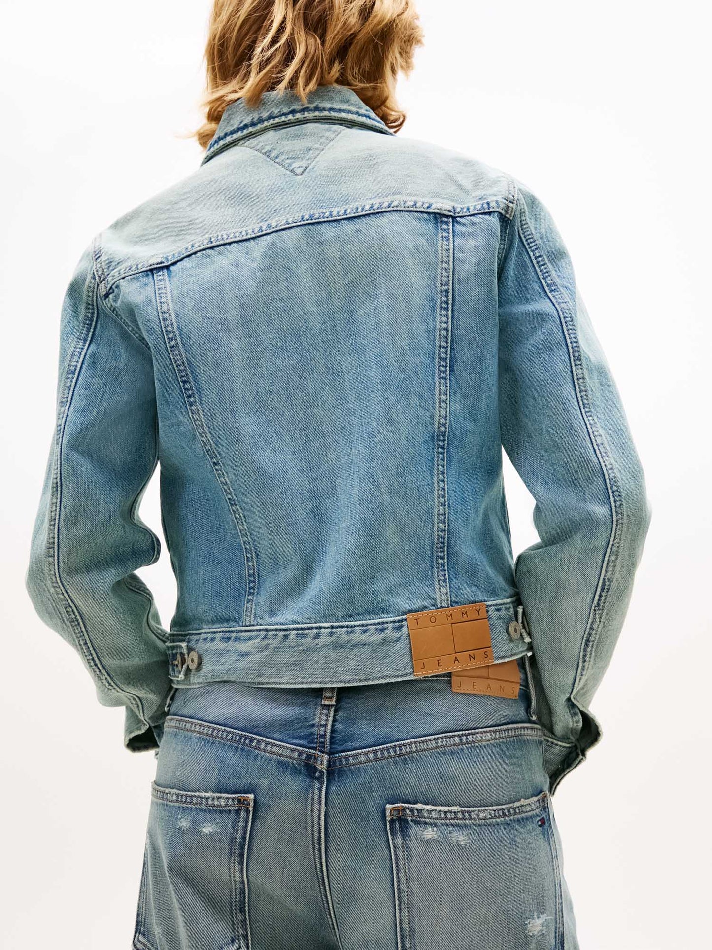 Giubbino in denim chiaro slim fit da donna Tommy Jeans
