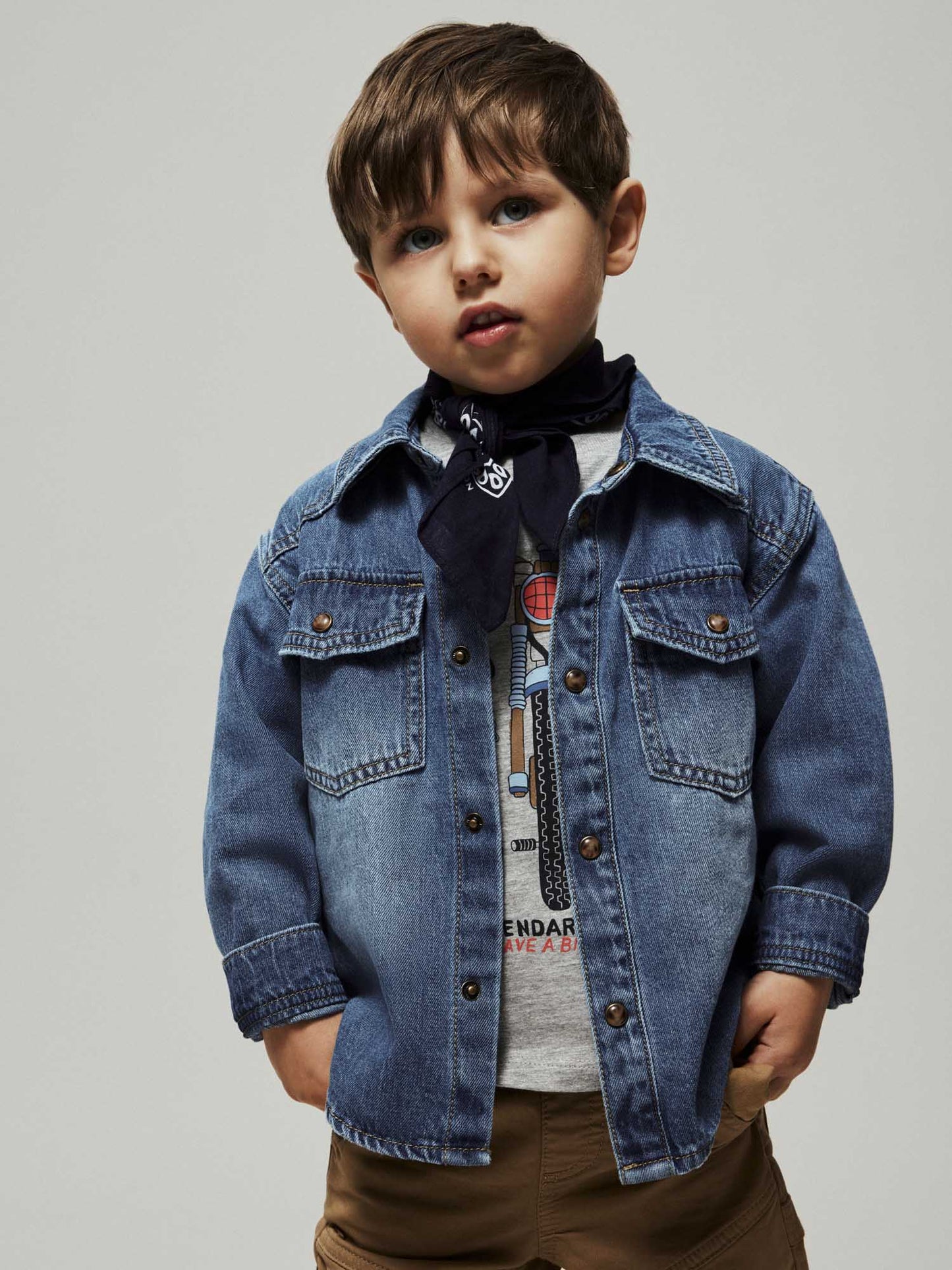 Camicia in denim medium blue per bambino unisex in cotone biologico