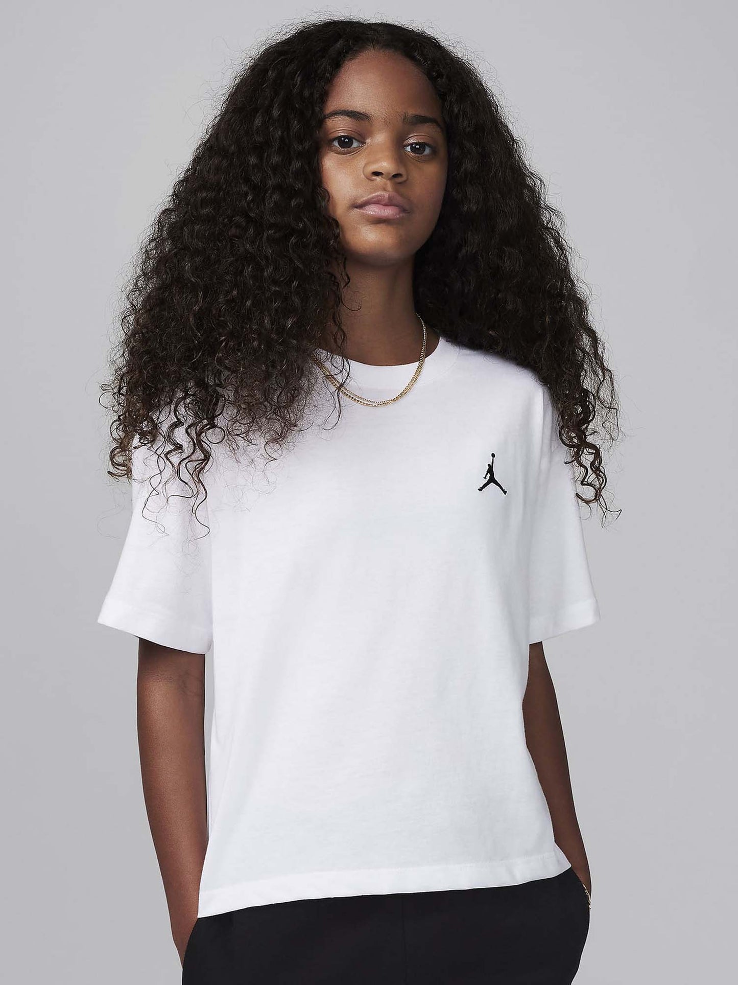 T-shirt Jordan bianca con logo ricamato unisex bambino