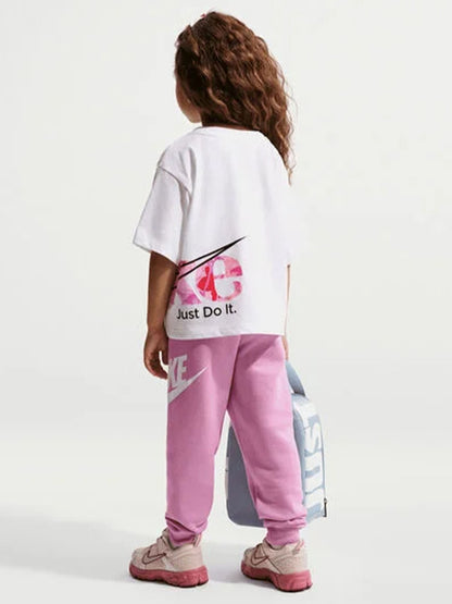 Nike t-shirt maniche corte unisex bambino bianca, essenziale e versatile