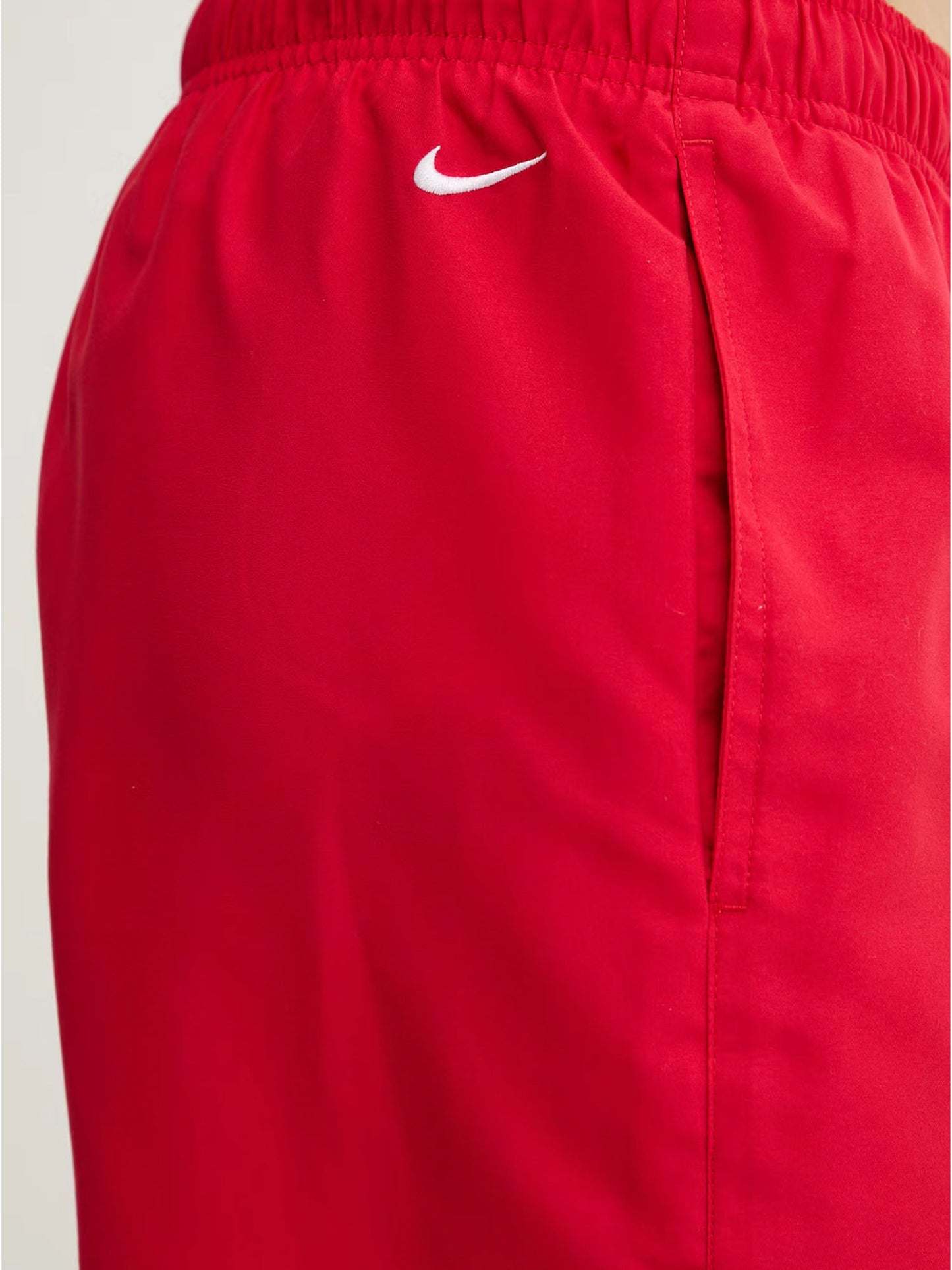 Costume boxer Nike rosso da uomo per attività sportive estive
