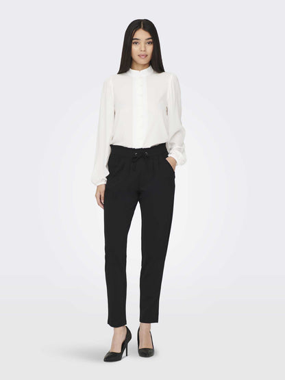 Pantaloni neri da donna Jacqueline de Yong dal taglio moderno e casual