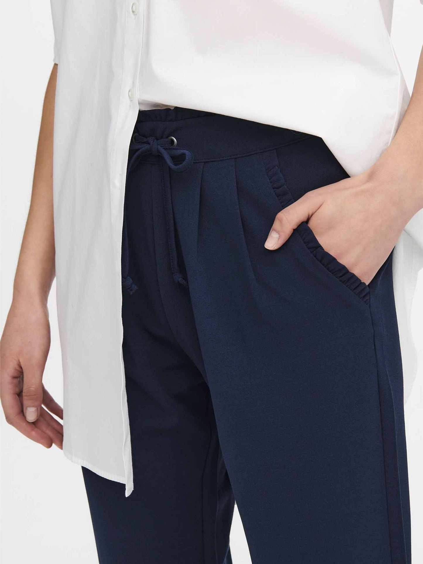 Pantaloni Catia di Jacqueline de Yong in blu iris da donna casual