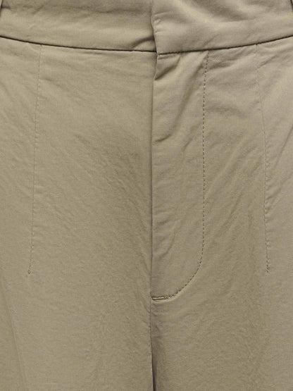 Shorts verdi donna Jacqueline de Yong dal design moderno