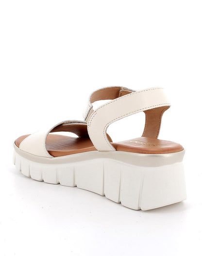 Sandalo beige da donna Igi&Co con zeppa e doppio strappo