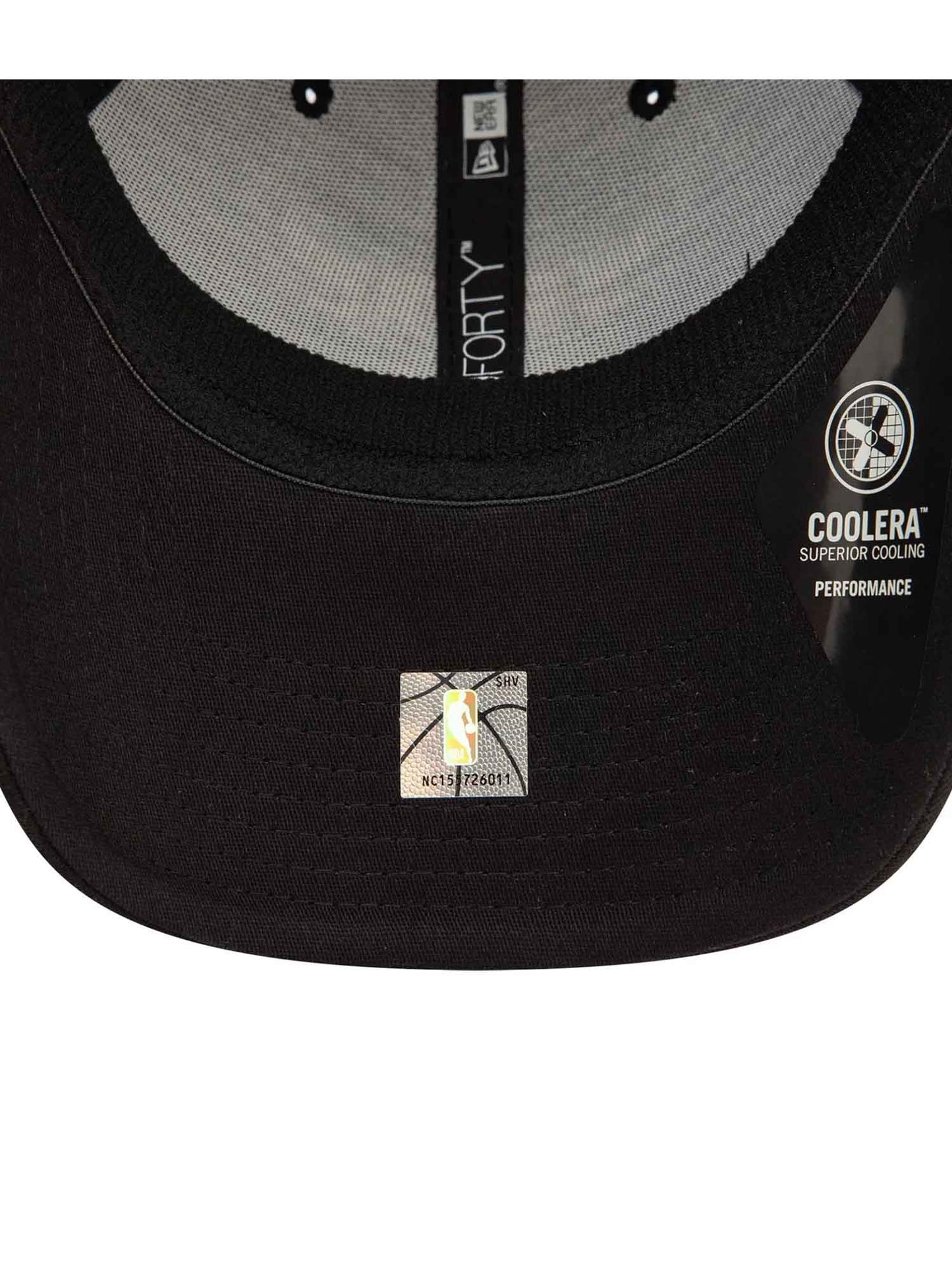 CAPPELLO CON VISIERA NEW ERA UOMO NERO