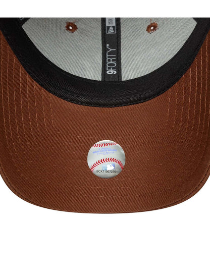 CAPPELLO 940 MLB ESSENTIALS LEAGUE NEW ERA UNISEX MARRONE