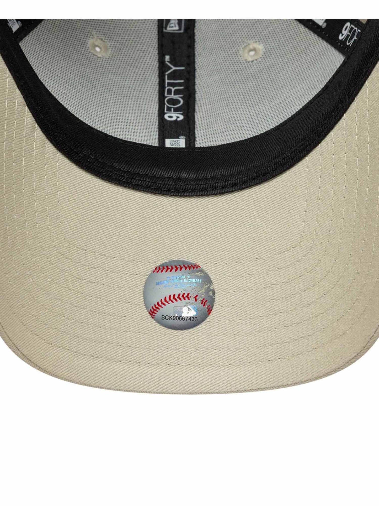 Cappello 940 Essentials League beige da donna New Era