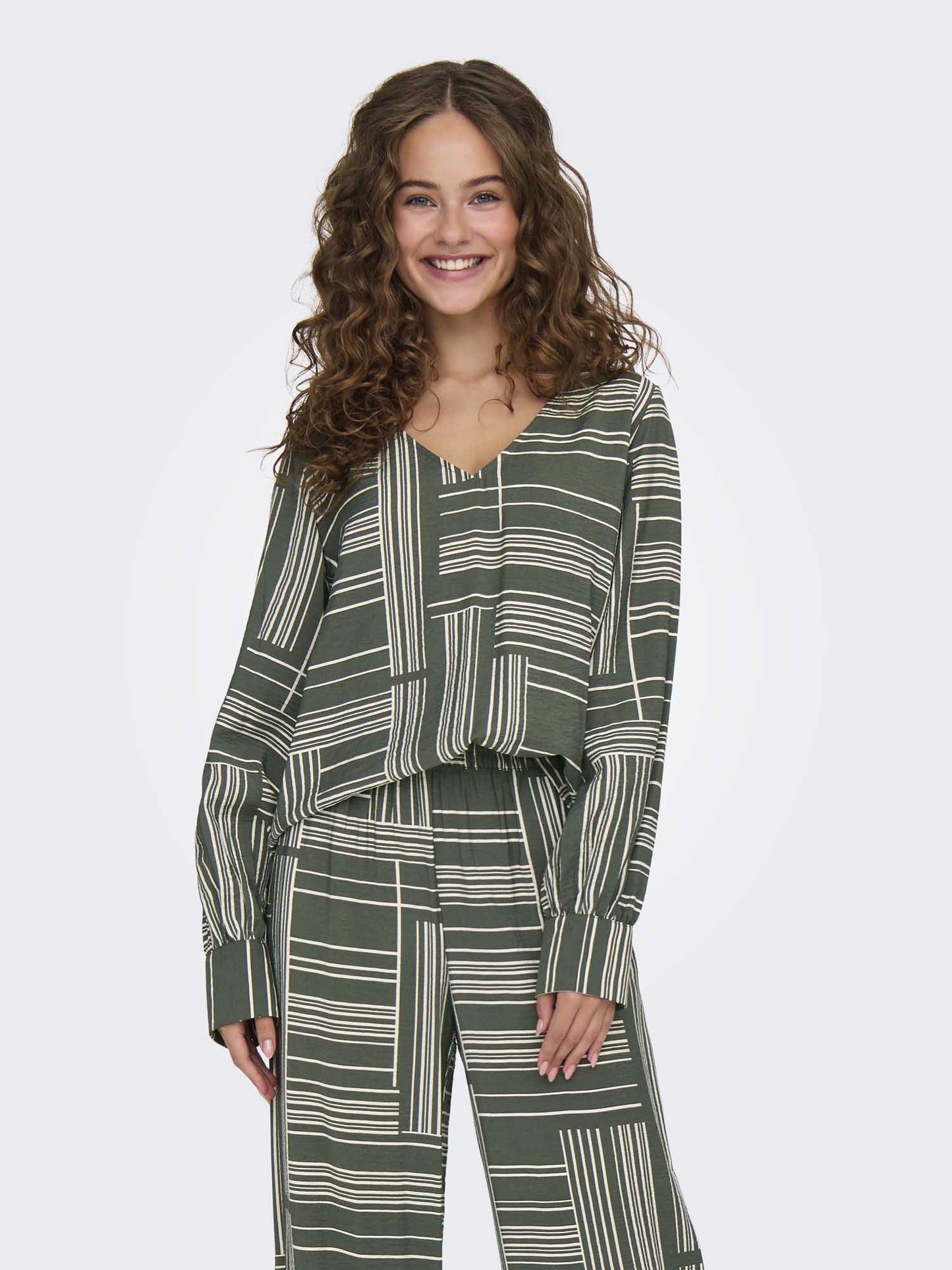 JDY TROYA LS TOP - VERDE