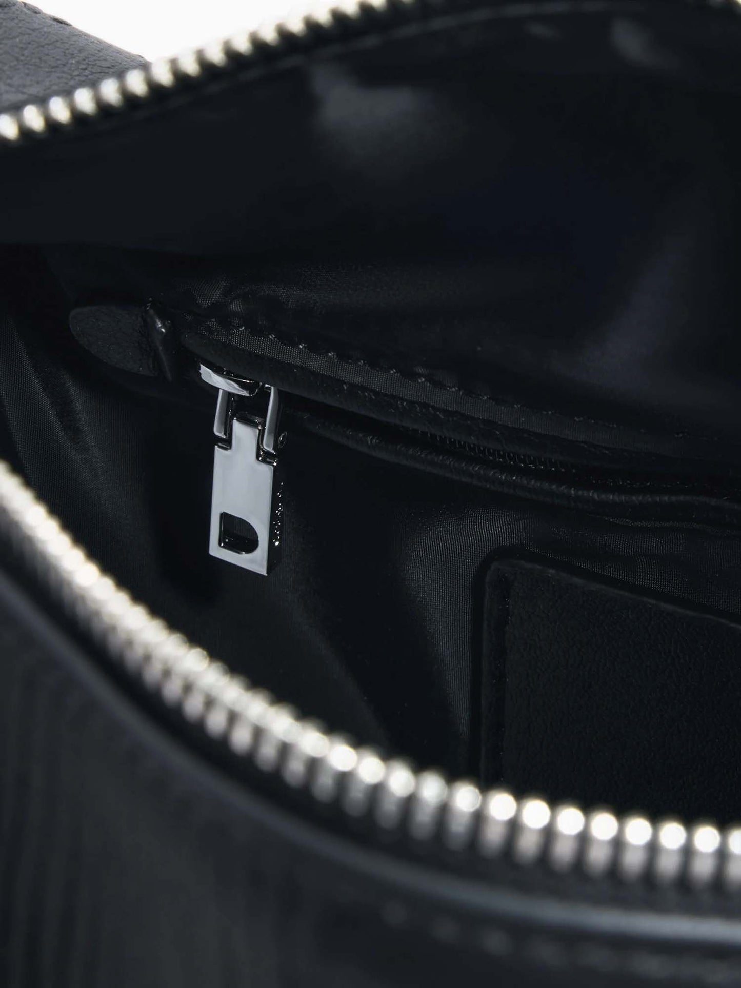 Desigual borsa nera con ricami e charm rimovibile da donna adulto