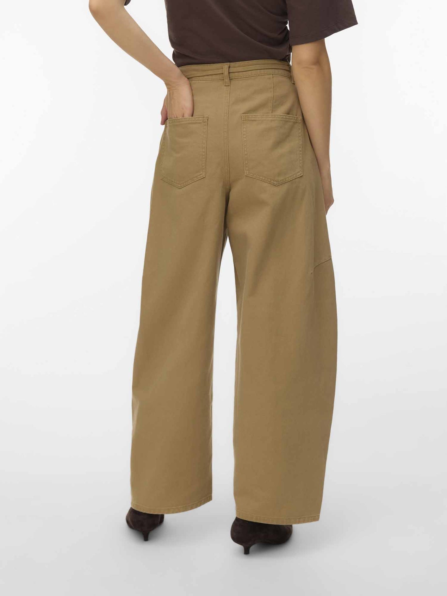 Jeans Kaitlin Wide Fit da donna in cotone marrone per look casual