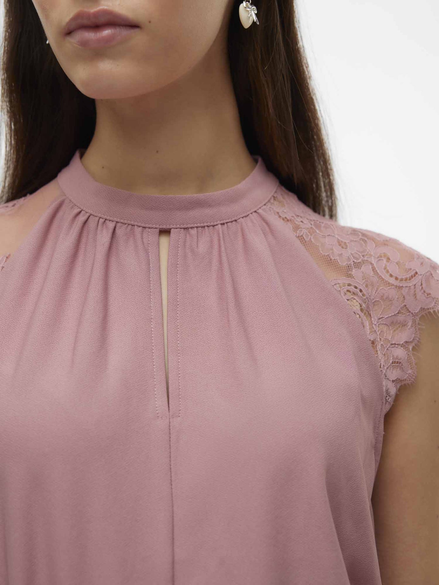 Top rosa Vero Moda Nosta elegante e versatile da donna