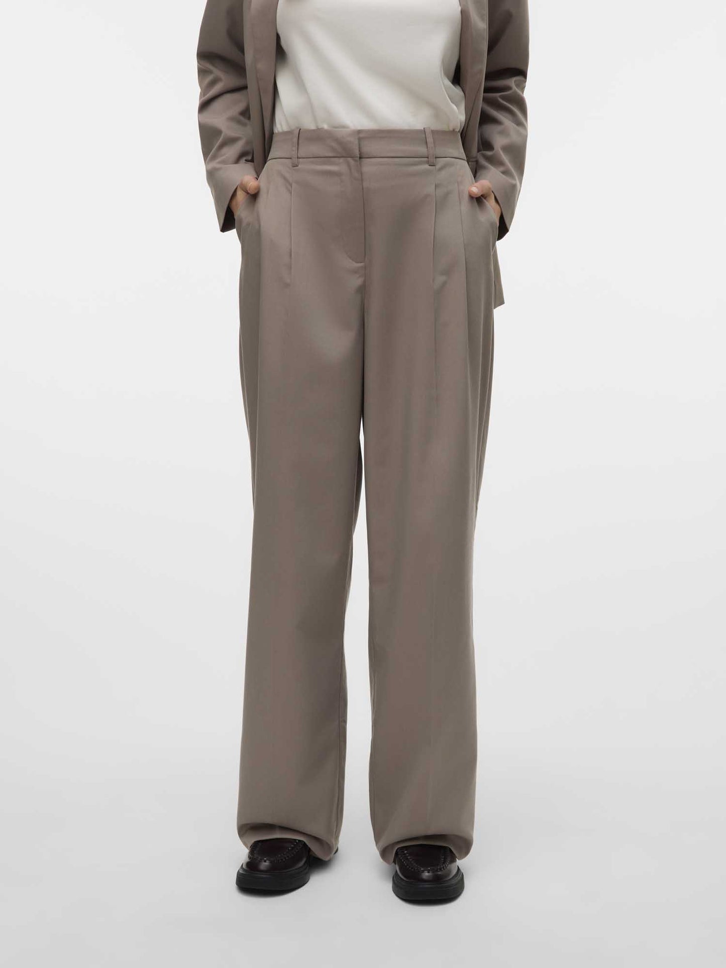VERO MODA NILA LOOSE - BEIGE
